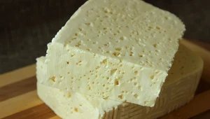 Mniej znany od oscypka, a znacznie zdrowszy. Ten ser warto włączyć do diety
