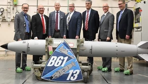 Stany Zjednoczone prezentują nową bombę atomową