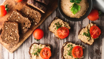 Zero waste w najsmaczniejszym wydaniu. Trzy aromatyczne pasty kanapkowe z resztek z rosołu