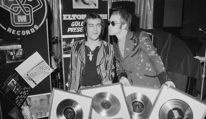 Bernie Taupin i Elton John w 1973 r.