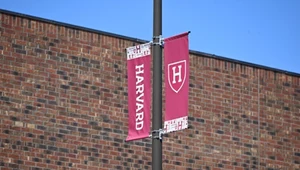 Trump uderza w Harvard. Koniec z przyjmowaniem studentów z zagranicy