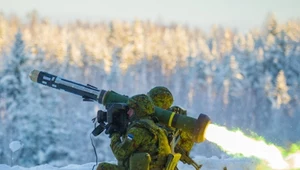 Graniczą z Rosją i szykują się na najgorsze. Kupują Javeliny