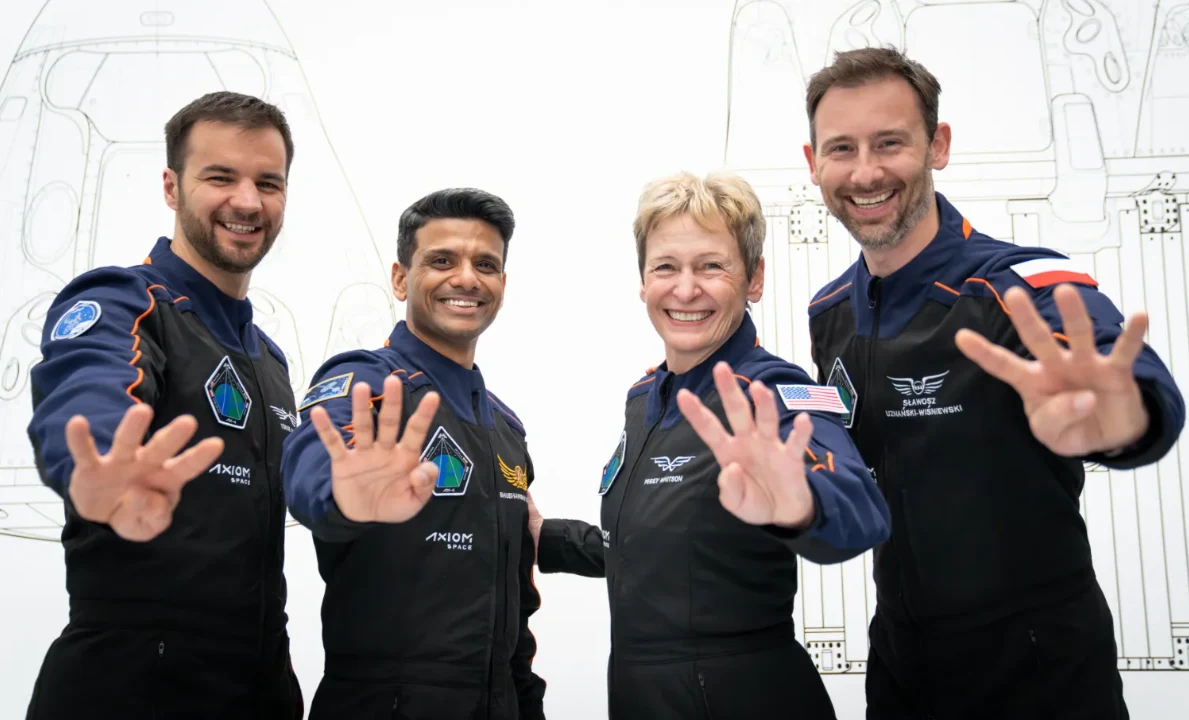 W misji AX-4 wezmą udział: Tibor Kapu, Shubhanshu Shukla, Peggy Whitson i Sławosz Uznański-Wiśniewski W misji AX-4 wezmą udział: Tibor Kapu, Shubhanshu Shukla, Peggy Whitson i Sławosz Uznański-Wiśniewski