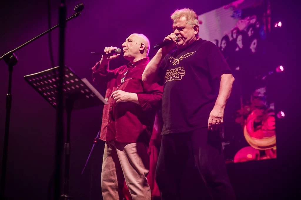 Kuba Sienkiewicz (Elektryczne Gitary) i Kazik Staszewski w Warszawie Kuba Sienkiewicz (Elektryczne Gitary) i Kazik Staszewski w Warszawie