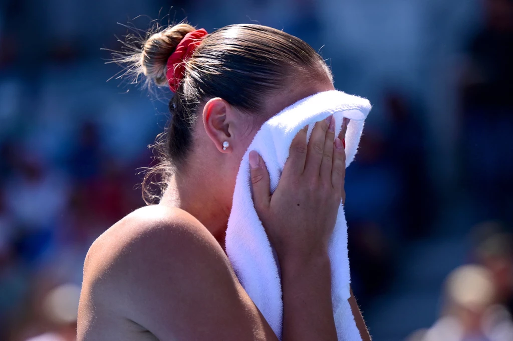 Marta Kostiuk rywalizowała z Veroniką Erjavec w pierwszej rundzie Wimbledonu Marta Kostiuk rywalizowała z Veroniką Erjavec w pierwszej rundzie Wimbledonu
