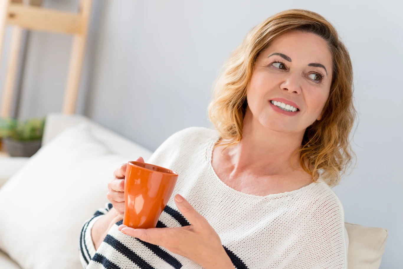 Napar z goździków warto pić regularnie. Skóra będzie ci wdzięczna.