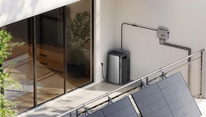 Modułowy system fotowoltaiczny plug & play pozwala produkować prąd ze słońca nawet na balkonie