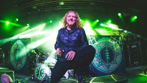 "Hymn o upadku ludzkości". Co przygotowała metalowa supergrupa?