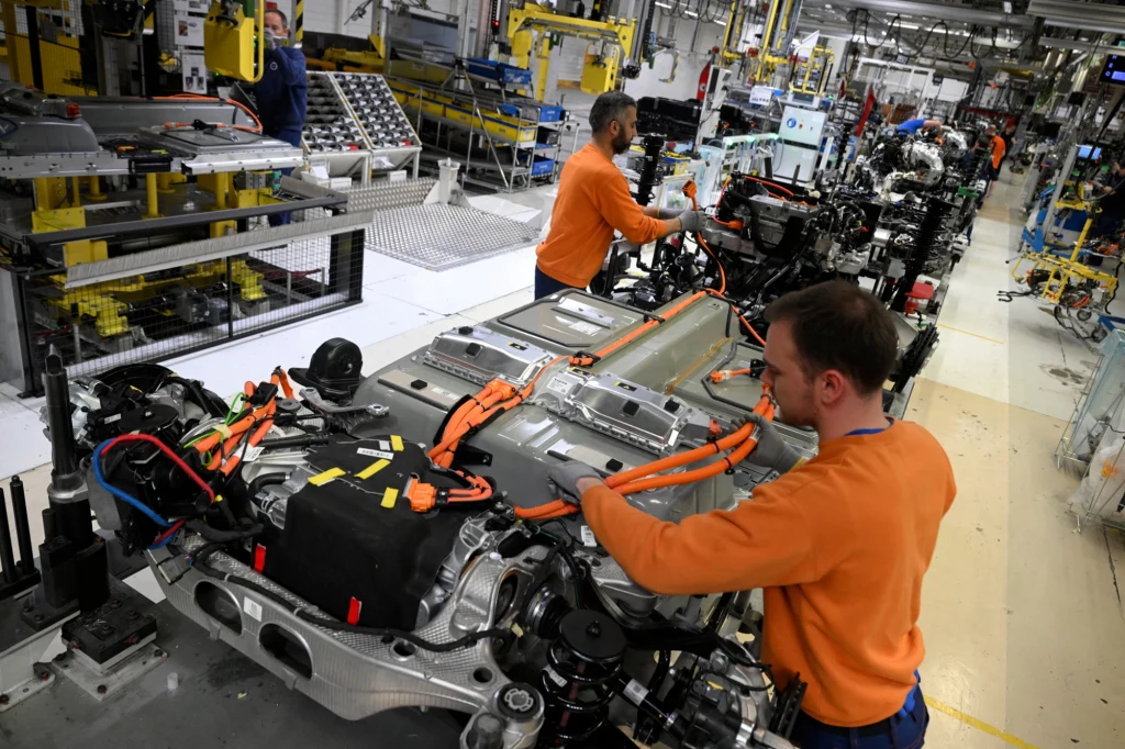 ZF w Częstochowie zapowiada zwolnienia. Pracę straci 225 osób (zdj. ilustracyjne)