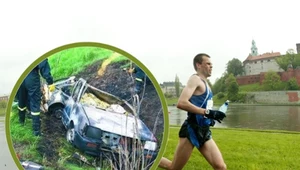 Piotr Gładki w czasie zwycięskiego maratonu w Krakowie. W ramce spalony wrak samochodu, którym jechał w 2005 roku