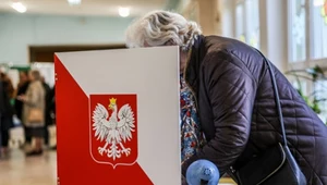 Czego nie wolno robić w lokalu wyborczym? Kluczowe zasady