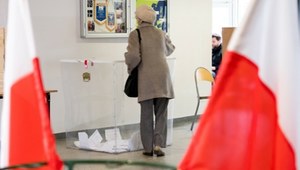 Dla kogo bezpłatny transport na drugą turę wyborów? Kluczowe informacje