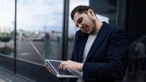 "Wolność od etatu" to nie sielanka. Gigerzy - wolni strzelcy, freelancerzy muszą sprostać narastającym wyzwaniom rynku pracy. Zdj. ilustracyjne