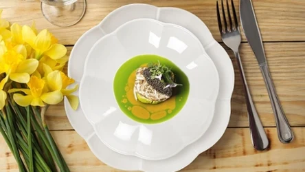 Porcelanowy zestaw obiadowy w Biedronce 