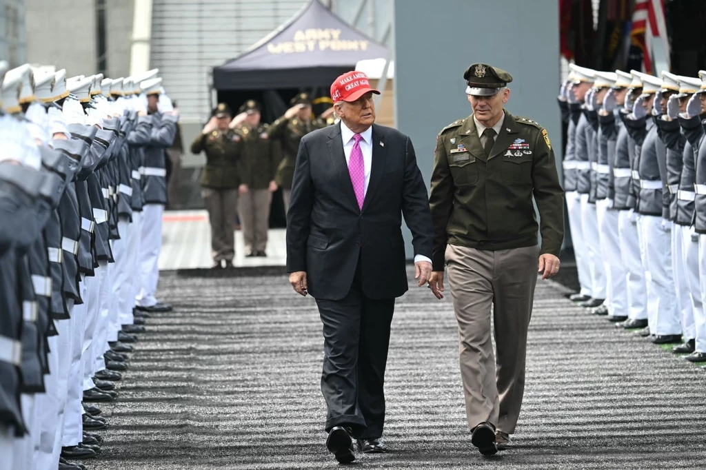 Donald Trump może znieść ograniczenia z czasów Joe Bidena Donald Trump może znieść ograniczenia z czasów Joe Bidena