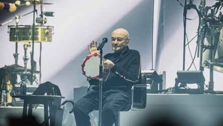 Phil Collins pożegnał się ze sceną w 2022 r. Wtedy po raz ostatni wystąpił z grupą Genesis