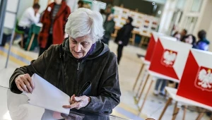 Druga tura wyborów 2025 coraz bliżej. Trzaskowski na minimalnym prowadzeniu