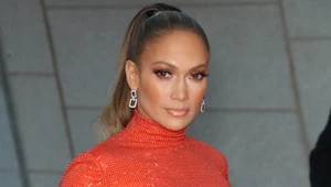 Ma 55 lat i ciało bogini. Jennifer Lopez zachowuje formę bez katorżniczych ćwiczeń i ścisłej diety