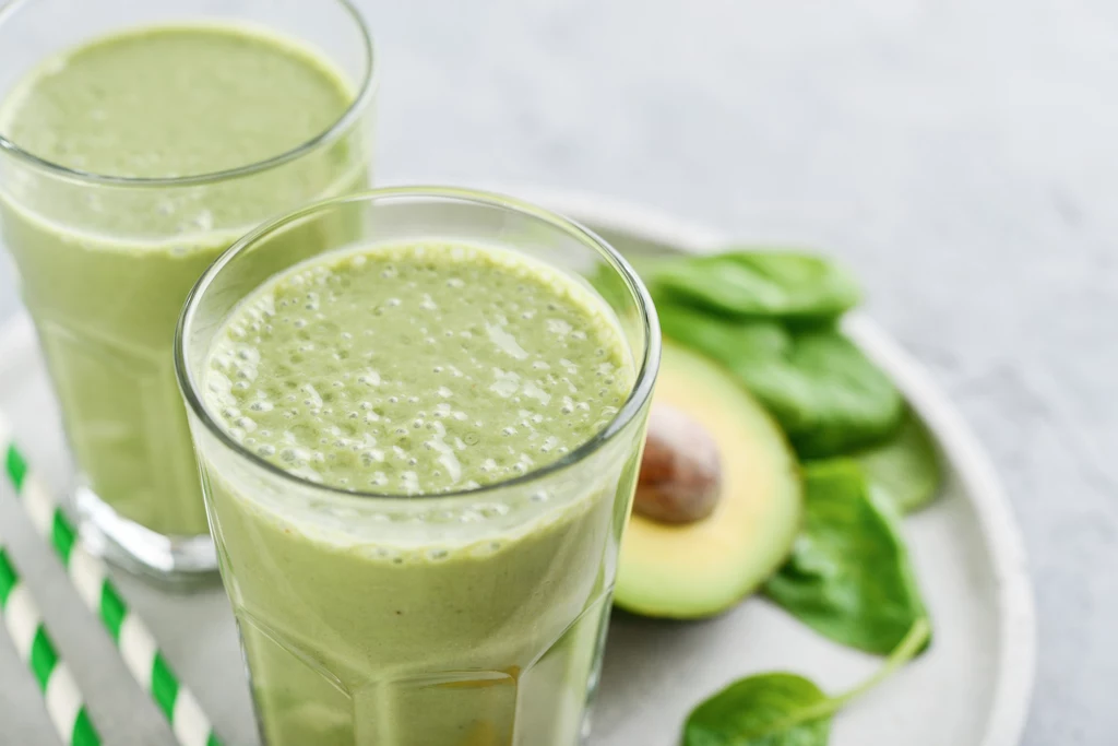 Dlaczego warto pić smoothie na śniadanie? Dlaczego warto pić smoothie na śniadanie?