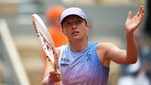 Iga Świątek podczas Roland Garros 2025