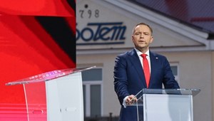 Debata w Końskich. Na pytania odpowiada jeden z kandydatów