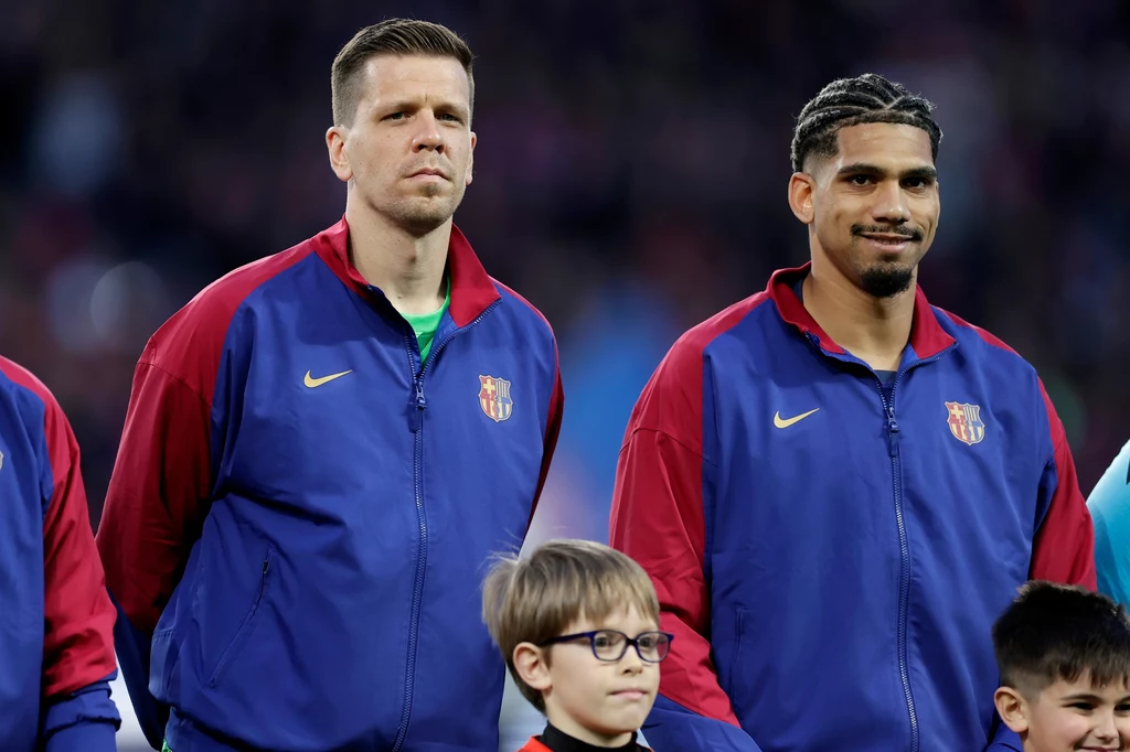 Wojciech Szczęsny i Ronald Araujo Wojciech Szczęsny i Ronald Araujo