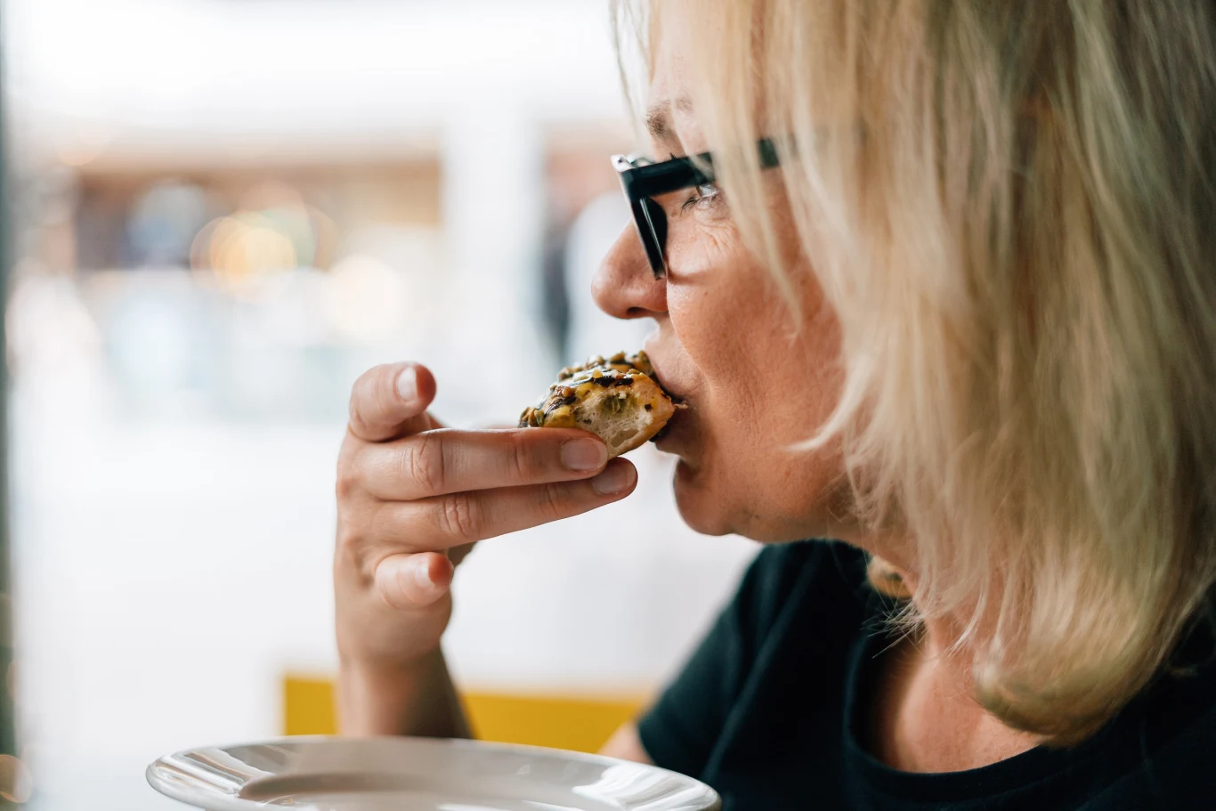 Słodkie pieczywo, słodycze ale także alkohol czy tłuste mięso to produkty, który obciążają trzustkę Słodkie pieczywo, słodycze ale także alkohol czy tłuste mięso to produkty, który obciążają trzustkę