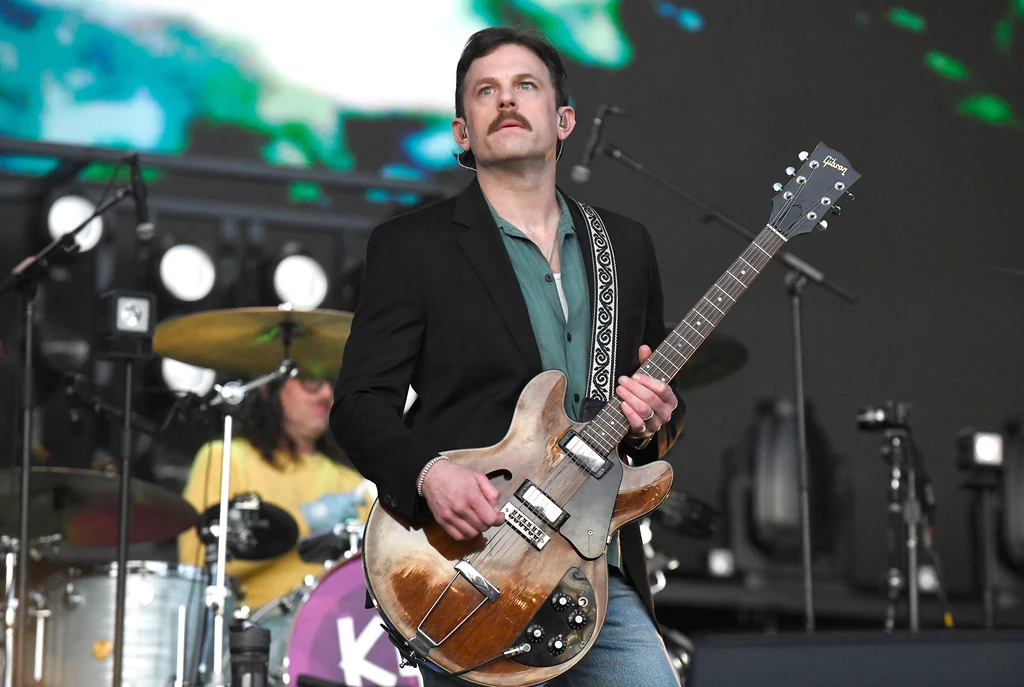 Caleb Followill (Kings Of Leon) złamał stopę podczas zabawy z dziećmi Caleb Followill (Kings Of Leon) złamał stopę podczas zabawy z dziećmi