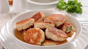 Kotlety Krzyżackie są ciekawym obiadem rybnym