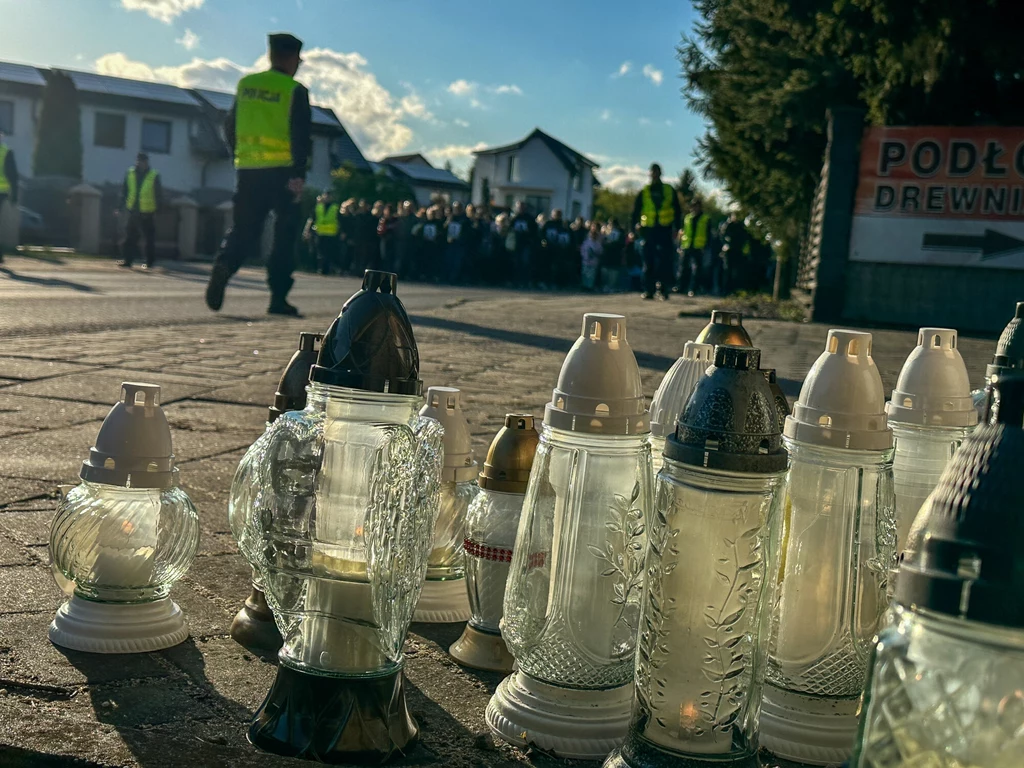 Nowe informacje o Bartoszu G. Nastolatek jest podejrzany o zabójstwo 16-letniej Mai z Mławy Nowe informacje o Bartoszu G. Nastolatek jest podejrzany o zabójstwo 16-letniej Mai z Mławy