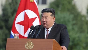 Przywódca Korei Północnej Kim Dzong Un podczas wizyty na Uniwersytecie Obrony Narodowej w Pjongjangu