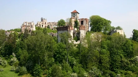 Ruiny zamku w Tenczynie są jednymi z najpiękniejszych w Polsce 