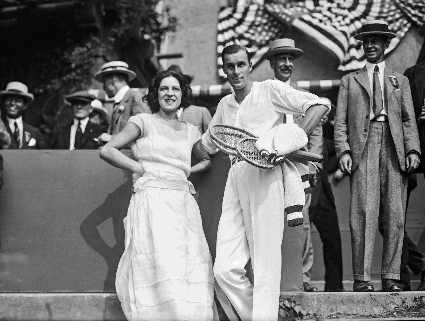 Suzanne Lenglen pozująca z Billem Tildenem