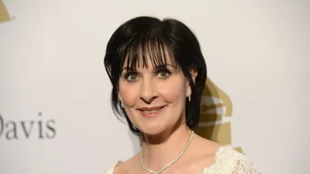 Ostatnie publiczne zdjęcie Enyi pochodzi z gali Grammy 2017