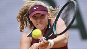 6:1 na koniec u Andriejewej. Wielkoszlemowa pogromczyni Świątek odpada