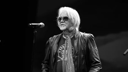 James Lowe był liderem The Electric Prunes