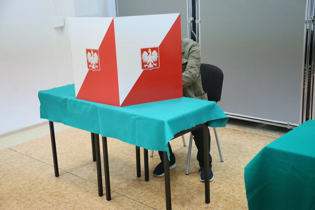 Rozpoczęła się druga tura wyborów prezydenckiech Rozpoczęła się druga tura wyborów prezydenckiech