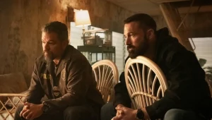 Matt Damon i Ben Affleck w filmie "RIP"