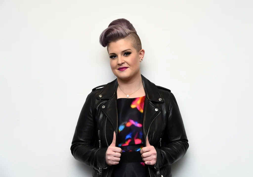 Kelly Osbourne przeszła diametralną metamorfozę - fani jej nie poznają Kelly Osbourne przeszła diametralną metamorfozę - fani jej nie poznają