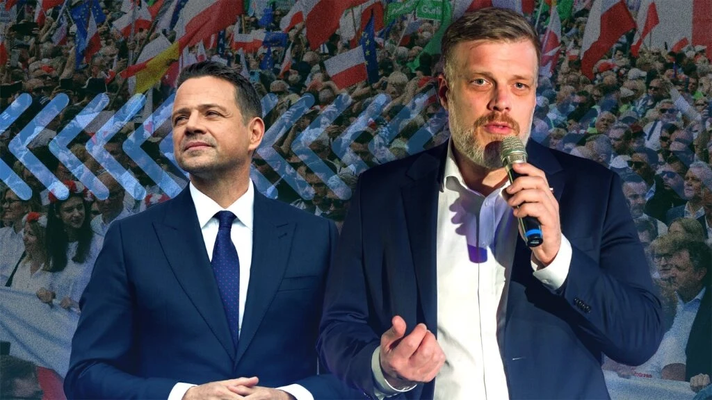 Sondaż exit poll: większość wyborców Adriana Zandberga głosowała na Rafała Trzaskowskiego Dwóch mężczyzn ubranych w garnitury znajduje się na pierwszym planie, jeden z nich trzyma mikrofon i przemawia, w tle rozległy tłum ludzi z biało-czerwonymi flagami i transparentami.
