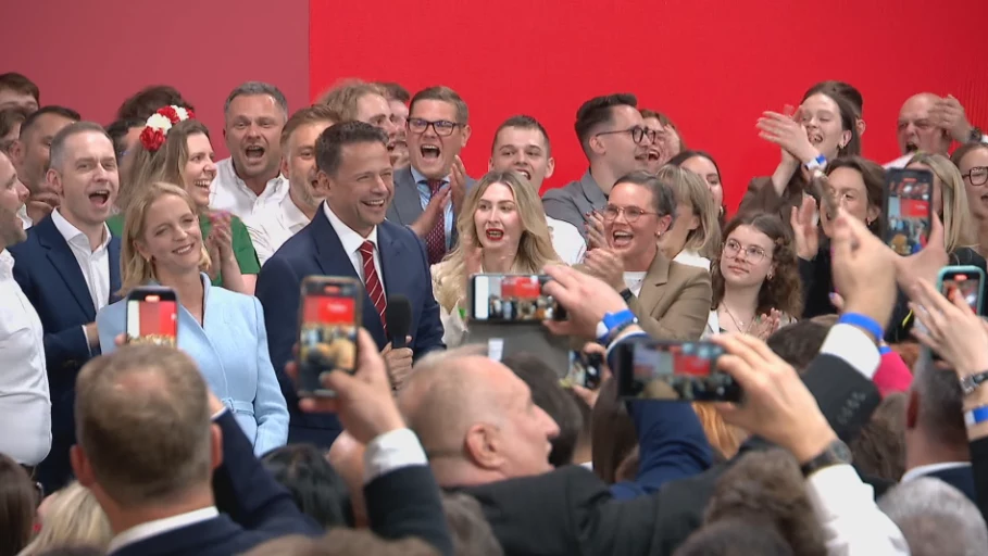 Wyniki exit poll. Reakcja Rafała Trzaskowskiego Wyniki exit poll. Reakcja Rafała Trzaskowskiego