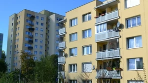 Takie mieszkania nagrzewają się najszybciej. Unikaj ich przy zakupie 