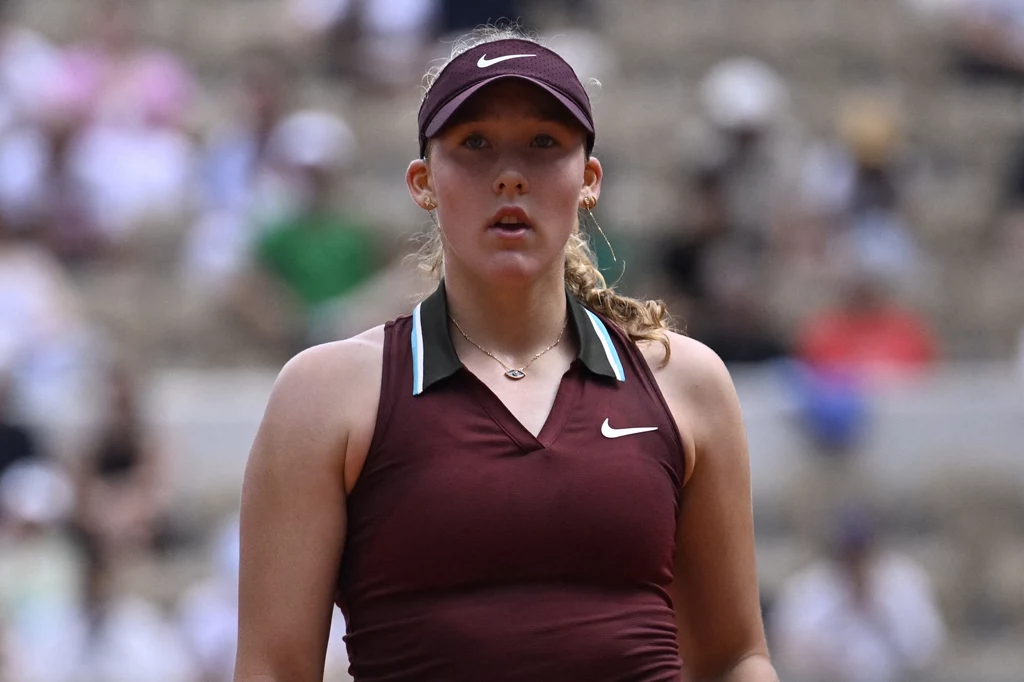 Mirra Andriejewa Mirra Andriejewa rywalizowała z Darią Kasatkiną o awans do ćwierćfinału Roland Garros