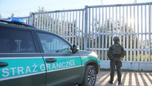 Kilkaset prób przekroczenia granicy. W stronę służb poleciały kamienie
