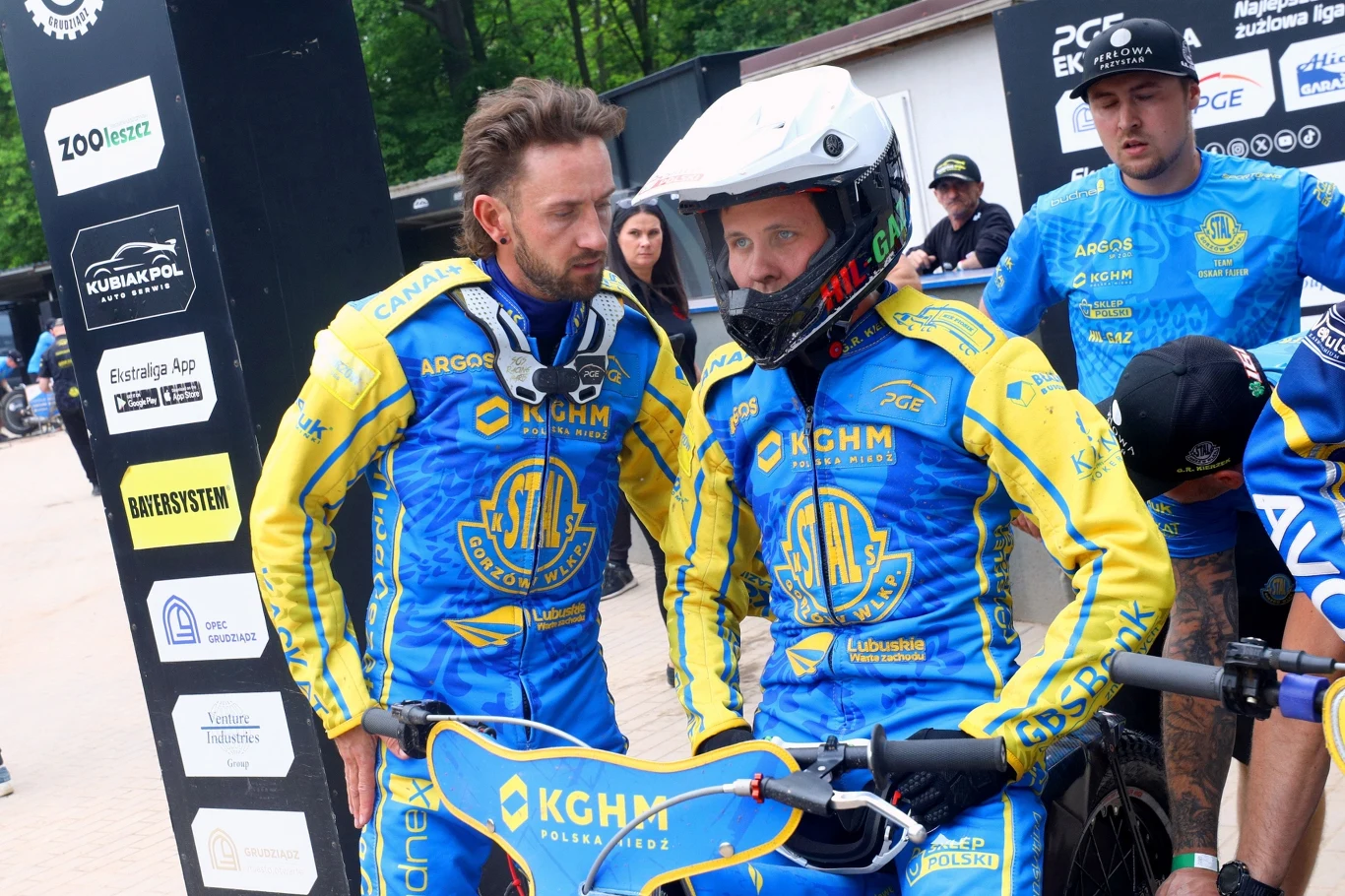 Anders Thomsen i Oskar Fajfer zagubieni na grudziądzkim torze. Anders Thomsen i Oskar Fajfer zagubieni na grudziądzkim torze.