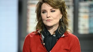 Lucy Lawless