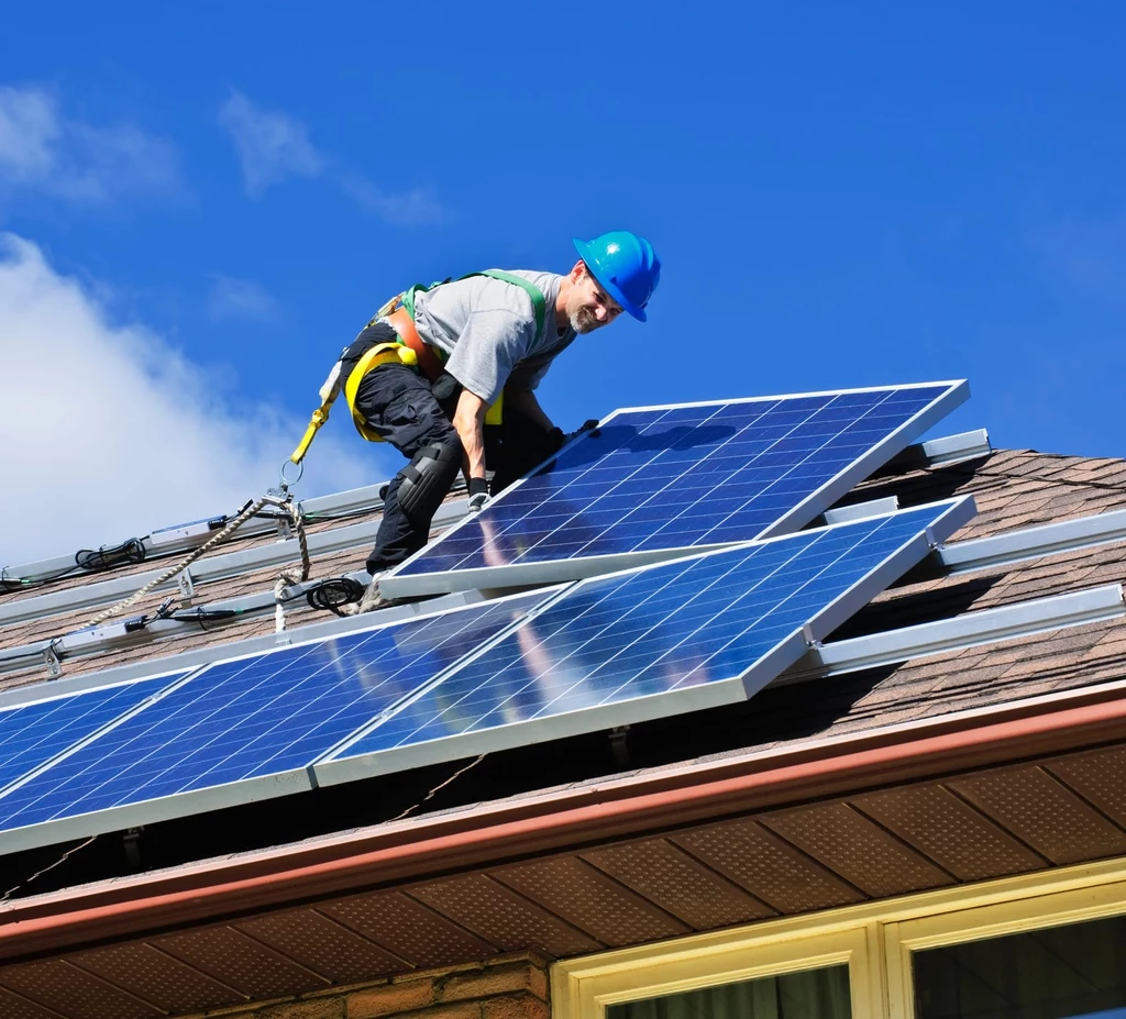 Inwestycje w odnawialne źródła energii, zwłaszcza fotowoltaikę, mają się lepiej, niż kiedykolwiek Inwestycje w odnawialne źródła energii, zwłaszcza fotowoltaikę, mają się lepiej, niż kiedykolwiek