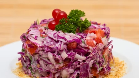 Sałatka Seniora to skarbnica cennych witamin i minerałów