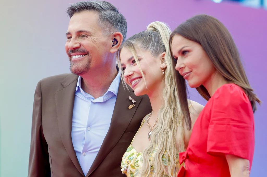 Krzysztof Ibisz, Julia Żugaj, Paulina Sykut-Jeżyna