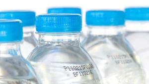 Woda mineralna też ma termin ważności. Sprawdź, jak długo można trzymać ją w butelkach